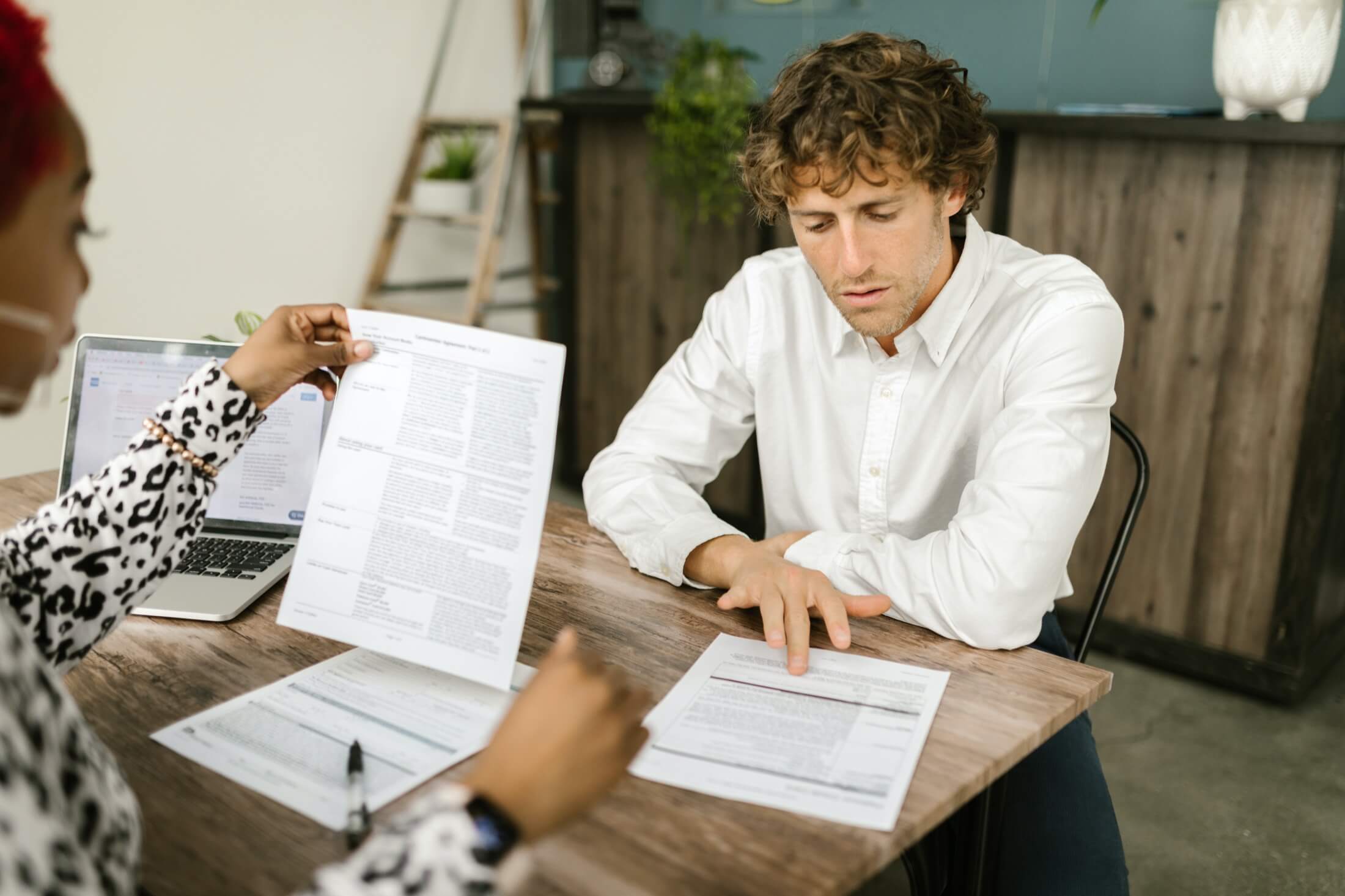 Contrat d'engagement, rémunération, annualisation du temps de travail