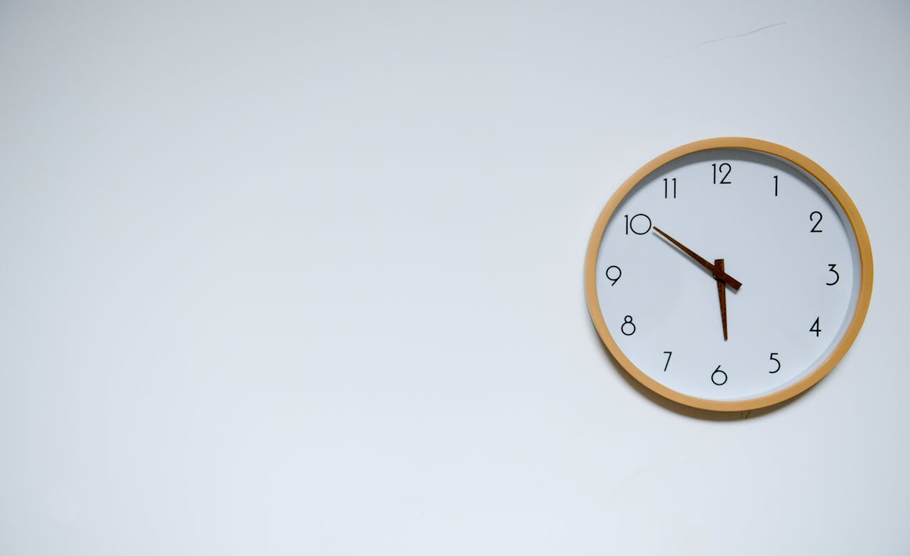 La notion d’activité accessoire nécessaire : (pour les fonctionnaires et agents non titulaires) La durée de service hebdomadaire à temps complet des titulaires dans l’enseignement artistique